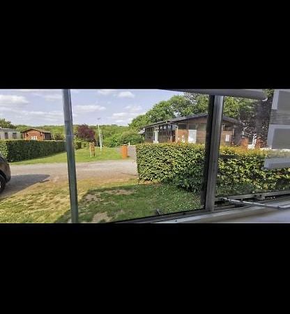 Mobile Home N 48 Sur Camping 4 Etoiles Fourmies Buitenkant foto